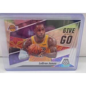 2019 Panini Mosaic Lebron James #8 Give and Go Mint Condition